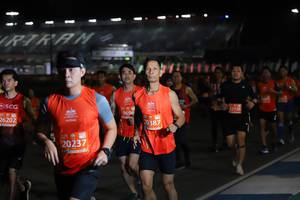 BIB: 22138, 9696, 20387, 26202, 20237
                            <button type="button" onclick="openModal(11459272)" class="btn btn-primary btn-sm float-right btn-popup" data-toggle="modal" data-target=".modal-high-quality">
                        <i class="fas fa-shopping-cart"></i> Add to Cart
                    </button>
                                            <button type="button" onclick="isThisMe(11459272, true)" class="btn btn-success btn-sm float-right btn-popup btn-isme hidden" data-toggle="tooltip" data-placement="bottom" title="นี่คือรูปของคุณใช่ไหม คลิกที่นี่เพื่อเอาเข้าอัลบั้ม">
                        <i class="fas fa-plus"></i> Add to album
                    </button>
                    <button type="button" onclick="isThisMe(11459272, false)" class="btn btn-warning btn-sm float-right btn-popup btn-isnotme hidden">
                        <i class="fas fa-ban"></i> Remove from album
                    </button>